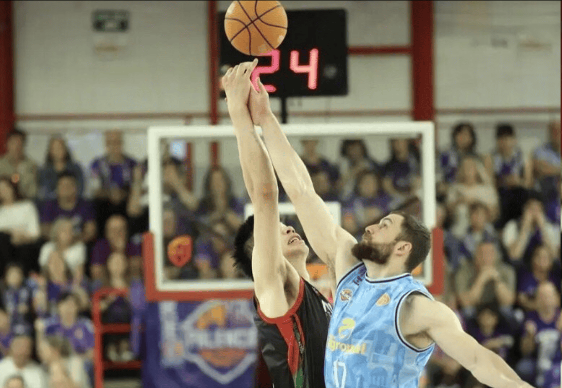 转折点毕尔巴鄂竞技外线爆发，CBA季后赛清晨攻防权衡，气氛紧张，身体对抗强度拉满的简单介绍-九游