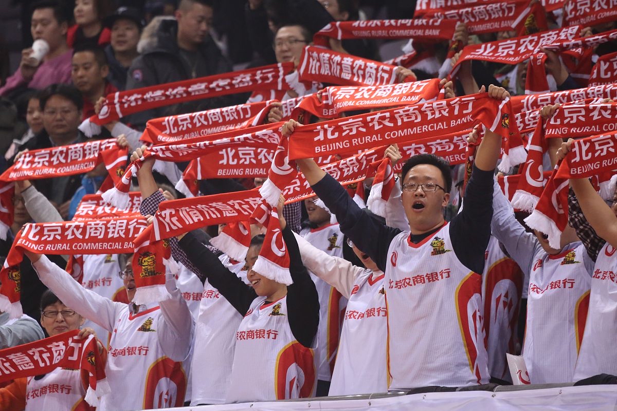 包含国王杯冲刺阶段再迎强敌，金州勇士防线松动，主帅态度——悬念犹存，资深球员宣示担当的词条